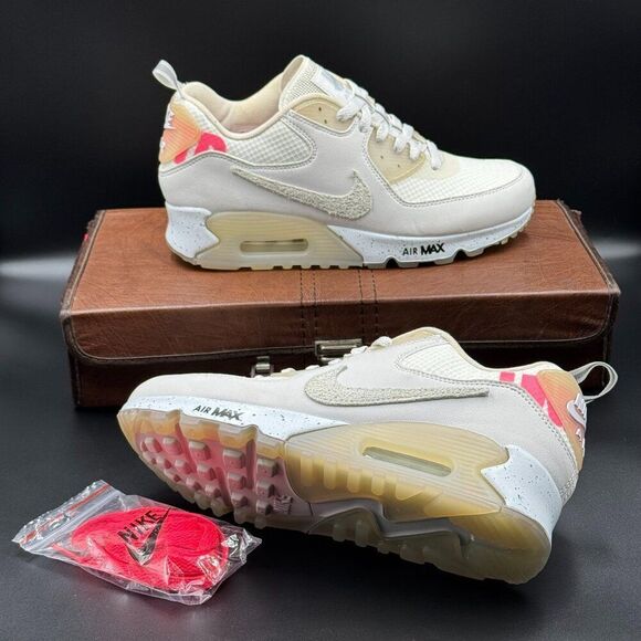 Nike x Undefeated Air Max 90 Platinum Tint - Picture 1 of 13
